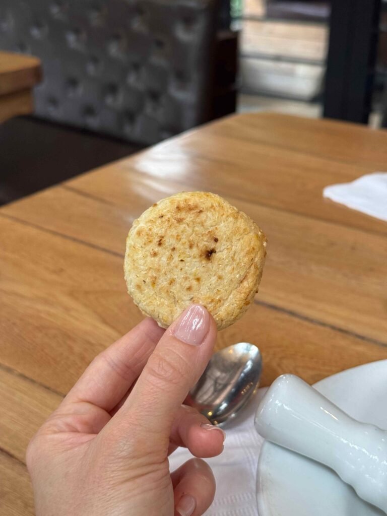 Piatti tipici colombiani - arepa